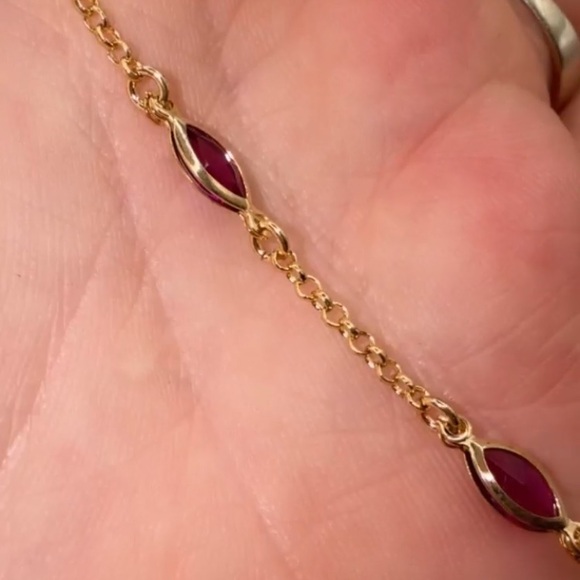 small bracelet with extender Elegant Gold Bracelet with Red Accents NEW - Picture 2 of 3